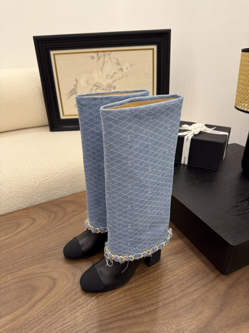 Ch**el boots